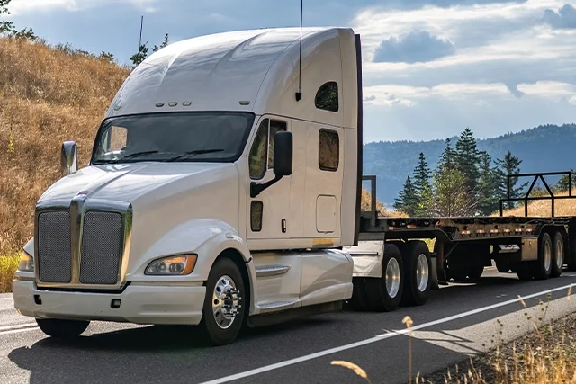 Flatbed Loads: How Owner-Operators Can Find Better Freight and Keep Their Trucks Moving
